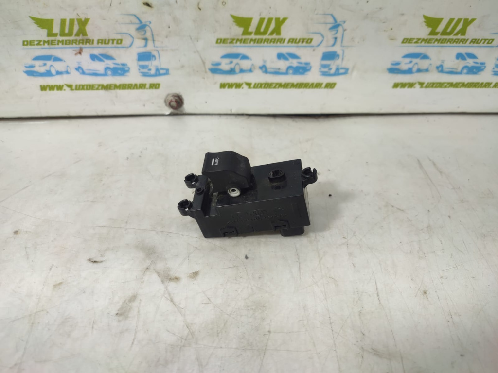 Buton geam dreapta fata 93575-3Z200 Hyundai i40 VF [2011 - 2015]