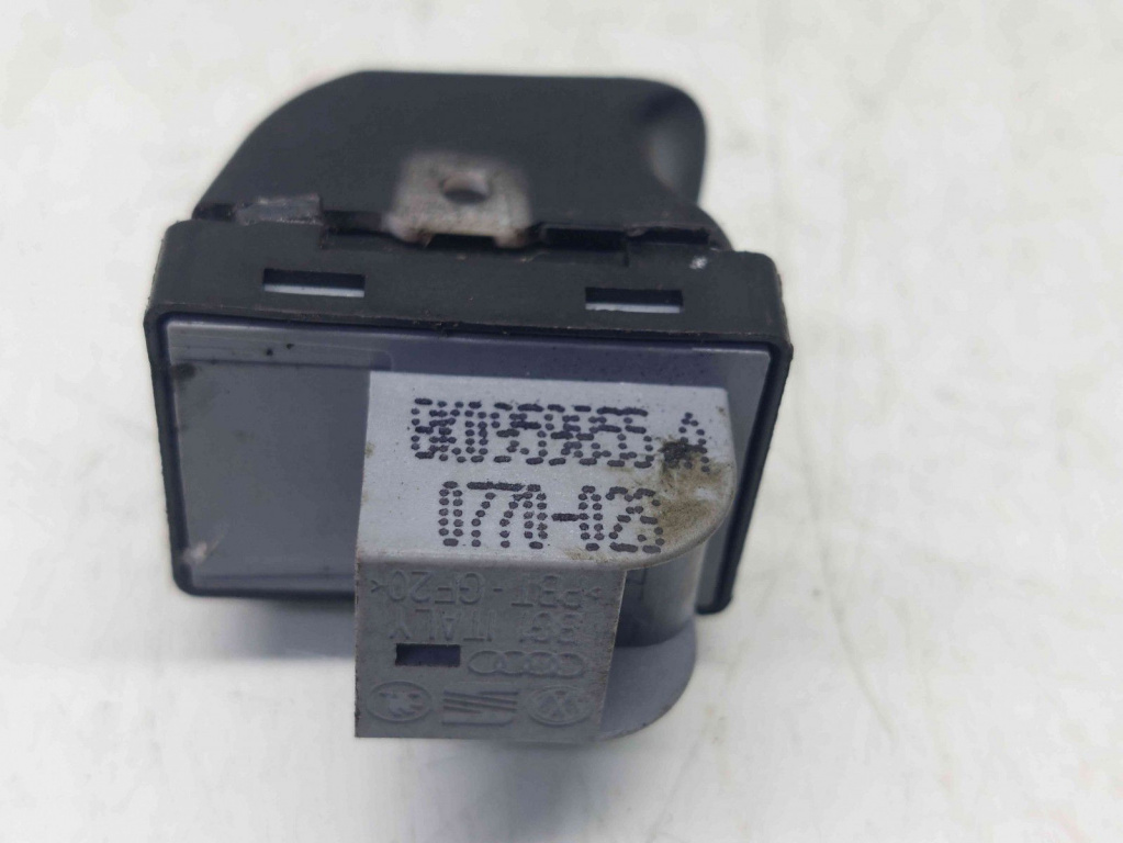 Buton geam dreapta fata Audi A4 (8K2, B8) [Fabr 2008-2015] 8K0959855