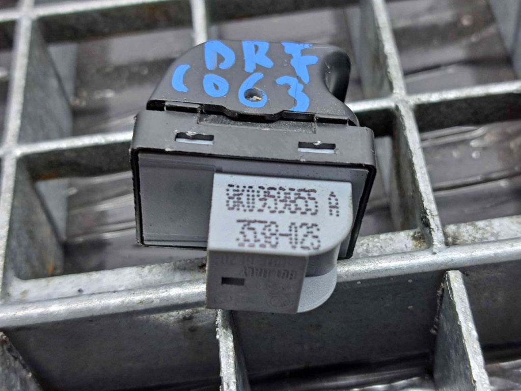 Buton geam dreapta fata Audi A4 (8K5, B8) Avant [Fabr 2008-2015] 8K0959855A