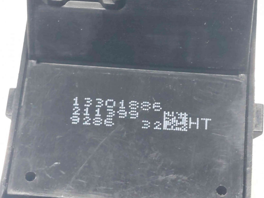 Buton geam dreapta fata Opel Astra J [Fabr 2009-2015] 13301886
