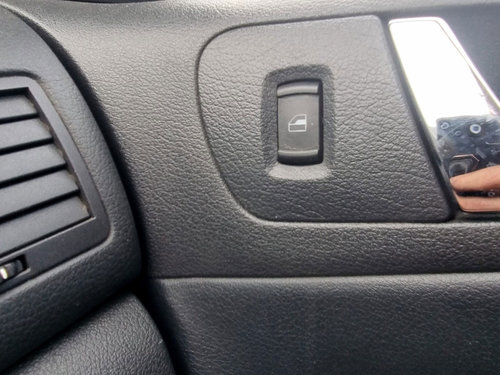 Buton geam dreapta fata Skoda Octavia 1 Combi (1U5) [Fabr 1998-2010] 1.6 BENZ BFQ 75KW / 102CP