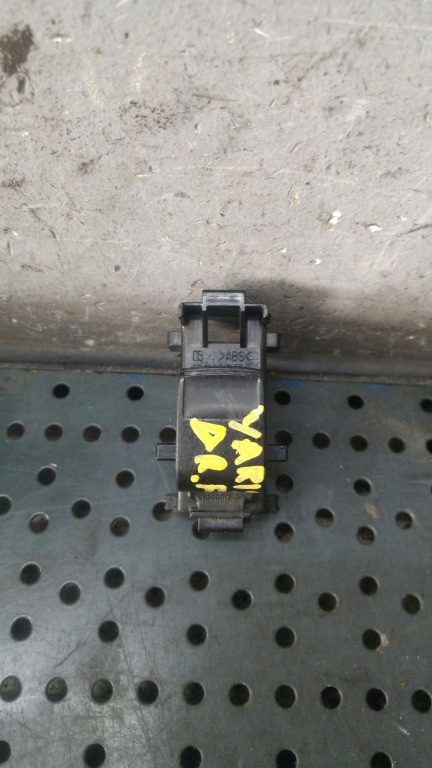 Buton geam dreapta fata toyota yaris p9 1928292