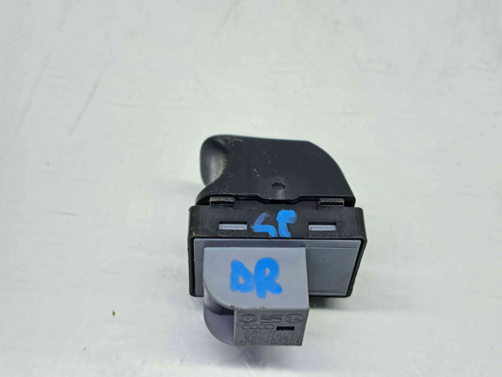 Buton geam dreapta spate Audi A4 (8K5, B8) Avant [Fabr 2008-2015] 8K0959855