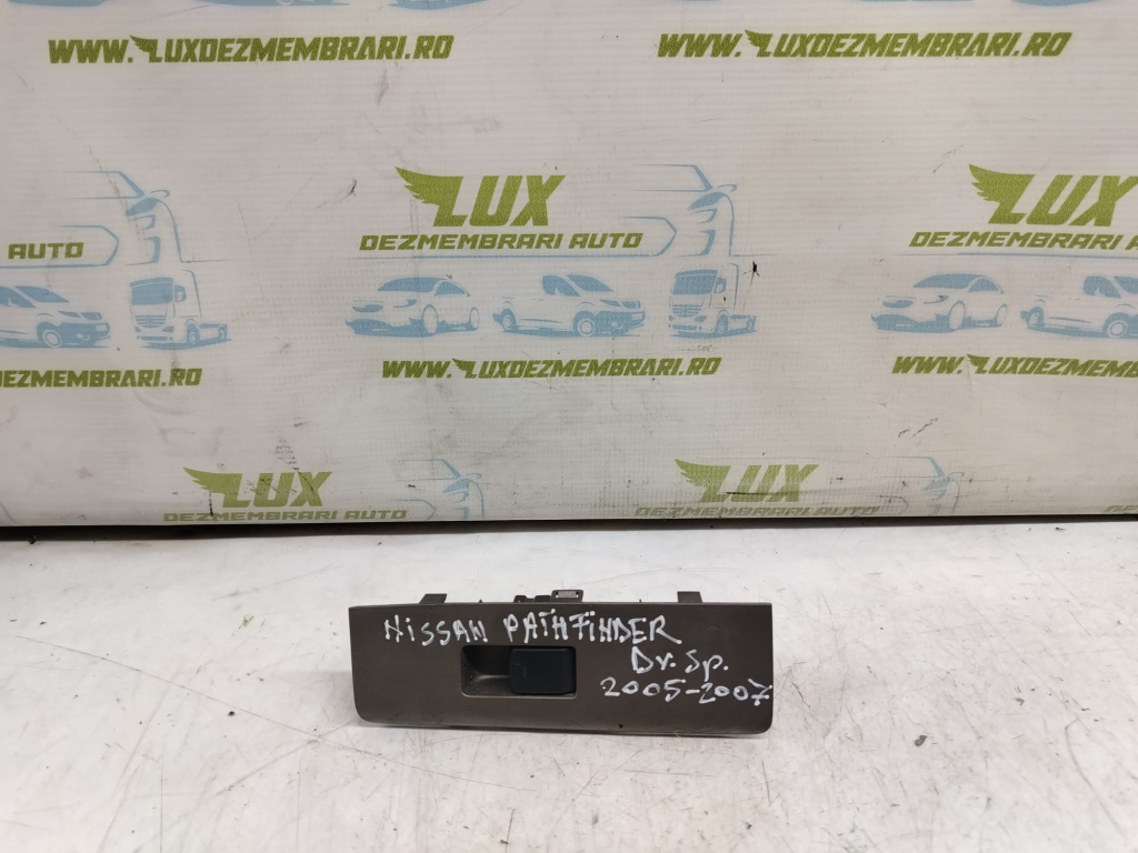 Buton geam dreapta spate Nissan Pathfinder R51 [2004 - 2010]