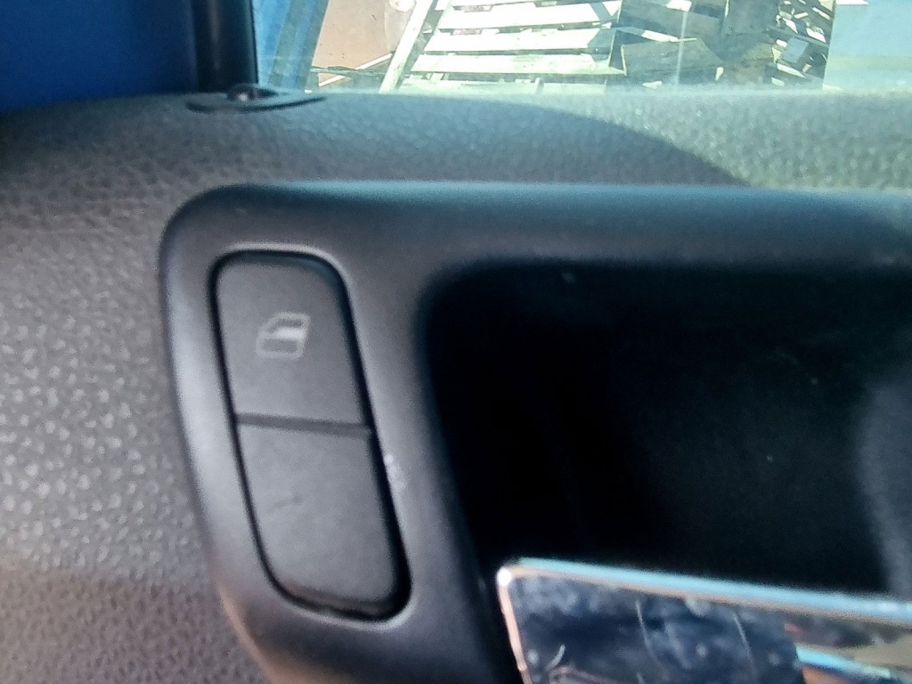 Buton geam dreapta spate Volkswagen Polo (9N) [Fabr 2001-2008] 1.4 Benz BBz 74KW / 101CP