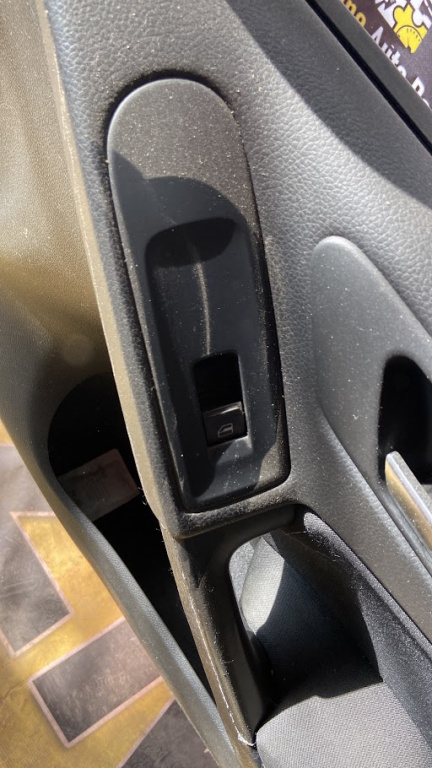 Buton geam dreapta Volkswagen Golf 6 Coupe 2009