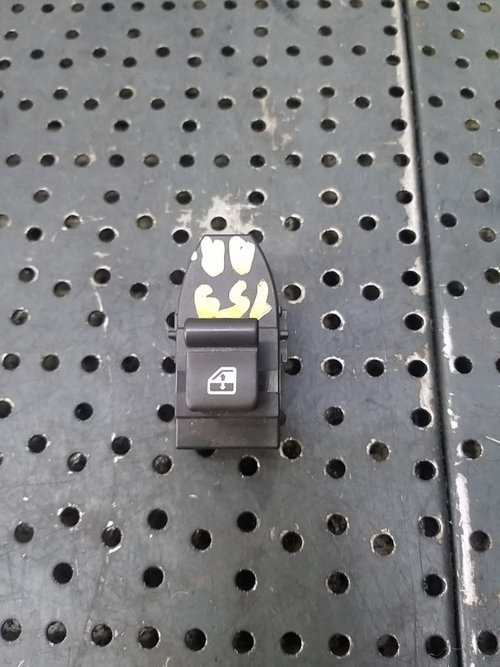 Buton geam electric dreapta fata alfa romeo 159 939