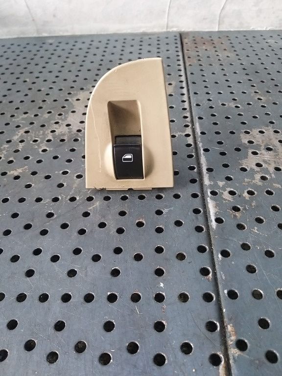 Buton geam electric dreapta fata audi a6 c5 4b 4b0959855a