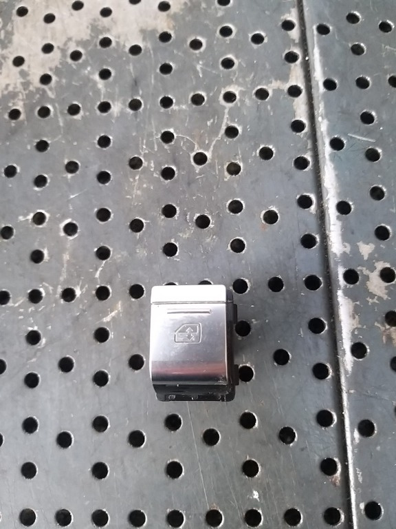 Buton geam electric dreapta fata audi a6 c8 4k 4k0959855a