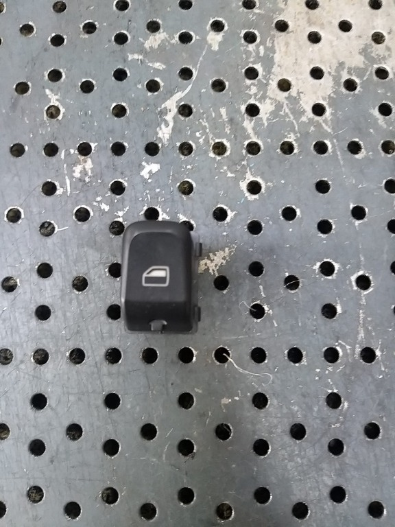 Buton geam electric dreapta fata audi q5 8r 8k0959855a