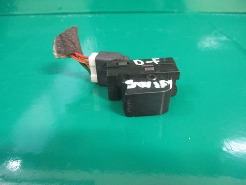 BUTON GEAM ELECTRIC DREAPTA FATA COD 62J00 SUZUKI SWIFT FAB. 2005 - 2010 ⭐⭐⭐⭐⭐