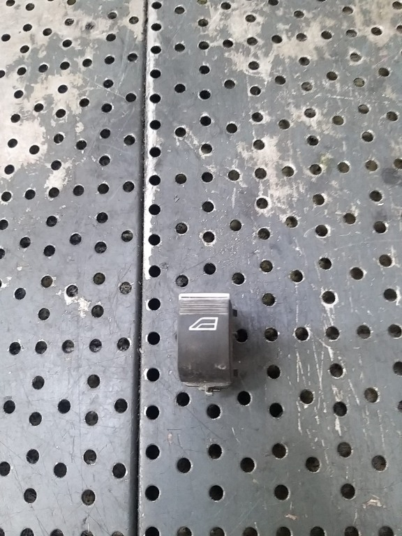 Buton geam electric dreapta fata ford fiesta 6 cb1 ccn bm5t14529ab