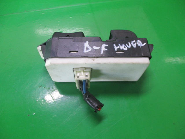 BUTON GEAM ELECTRIC DREAPTA FATA GWM HOVER FAB. 2005 – 2008 ⭐⭐⭐⭐⭐