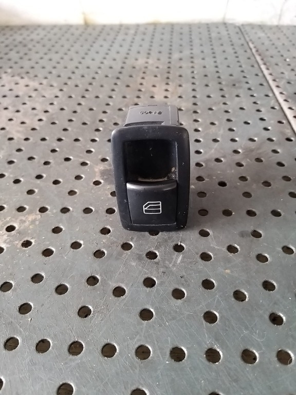 Buton geam electric dreapta fata mercedes a class w169 a2518200510 03128150