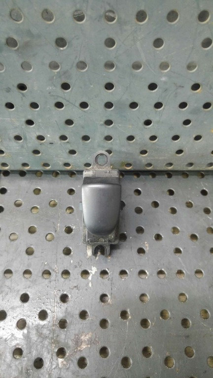 Buton geam electric dreapta fata nissan juke f15
