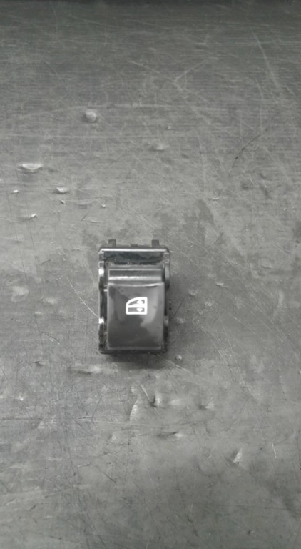 Buton geam electric dreapta fata renault megane 3