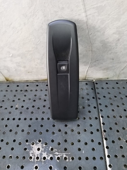 Buton geam electric dreapta fata renault megane 3 809800004r