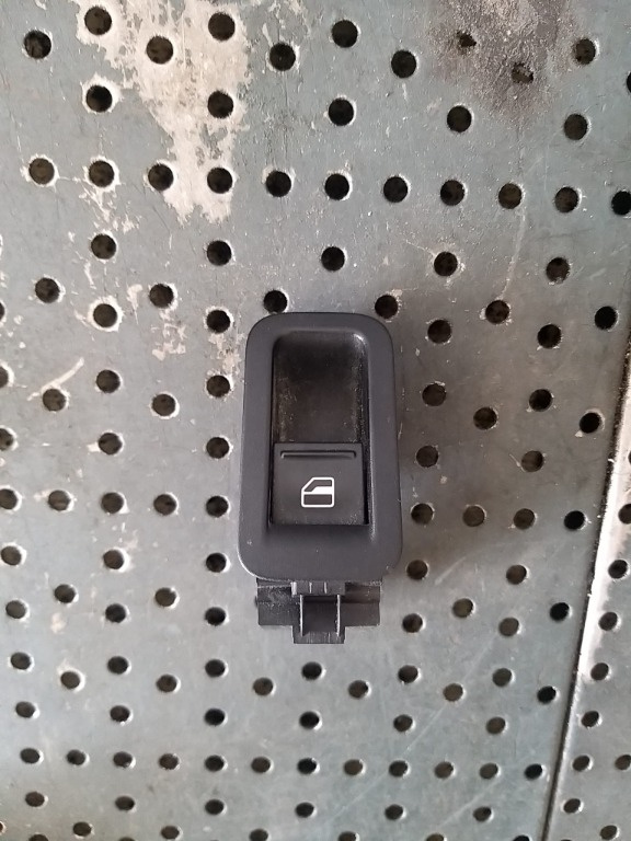 Buton geam electric dreapta fata vw polo 6r 6r0867255