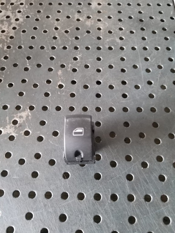 Buton geam electric dreapta spate audi a3 8p 4f0959855