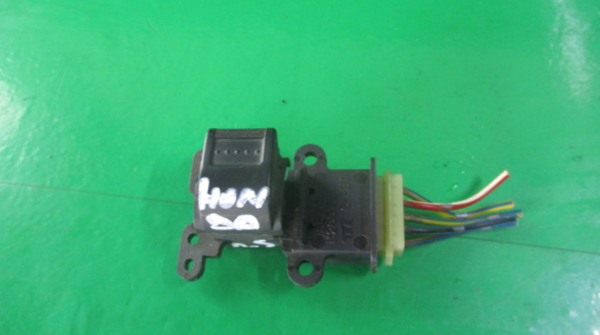 BUTON GEAM ELECTRIC DREAPTA SPATE HONDA CR-V 2 4X4 FAB. 2001-2006 ⭐⭐⭐⭐⭐