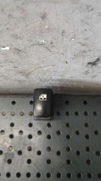 Buton geam electric dreapta spate hyundai santa fe 2 cm