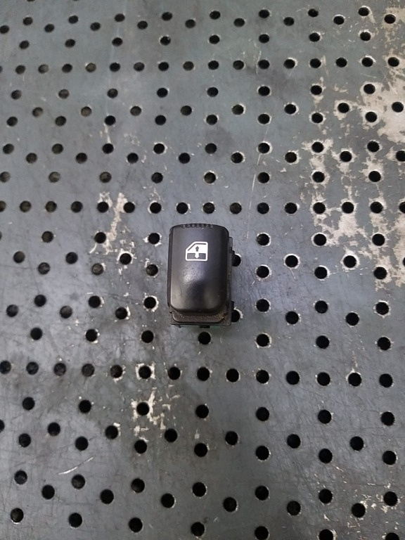 Buton geam electric dreapta spate hyundai santa fe 2