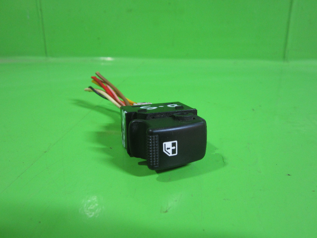 BUTON GEAM ELECTRIC DREAPTA SPATE HYUNDAI TUCSON FAB. 2004 - 2010 ⭐⭐⭐⭐⭐