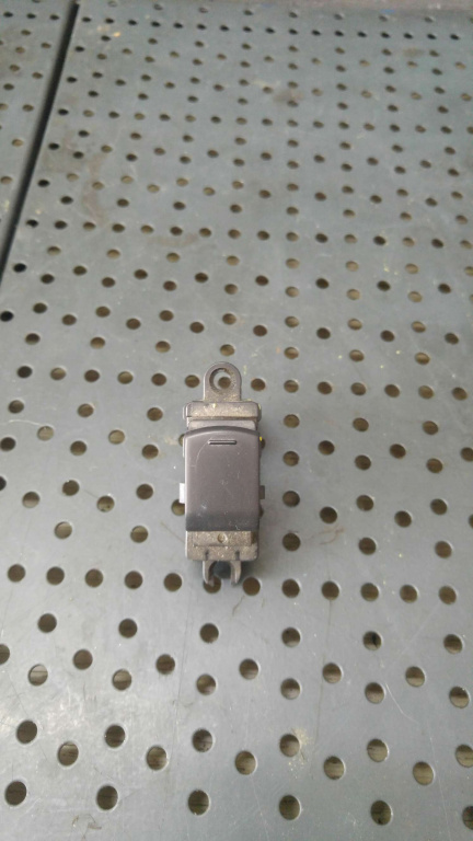Buton geam electric dreapta spate nissan qashqai j10 nj10 jj10e 25411jd000
