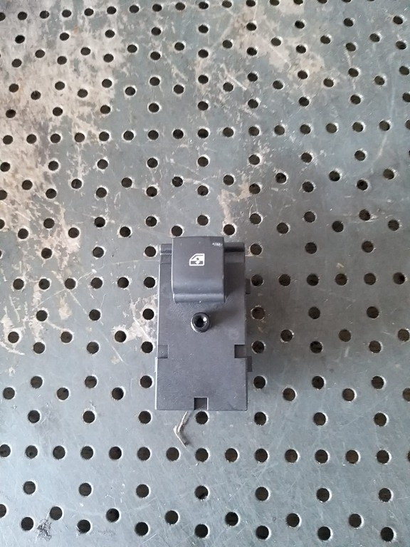 Buton geam electric dreapta spate opel mokka x j13 22915110