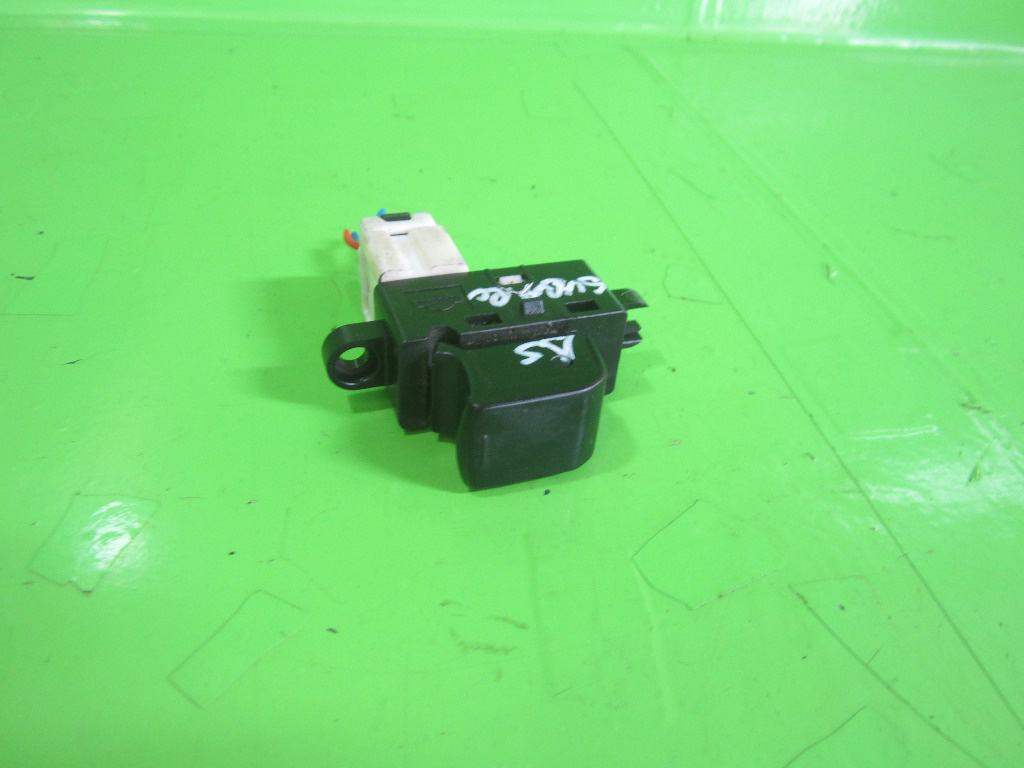 BUTON GEAM ELECTRIC DREAPTA SPATE SUBARU FORESTER SH 4X4 FAB. 2008 - 2013 ⭐⭐⭐⭐⭐