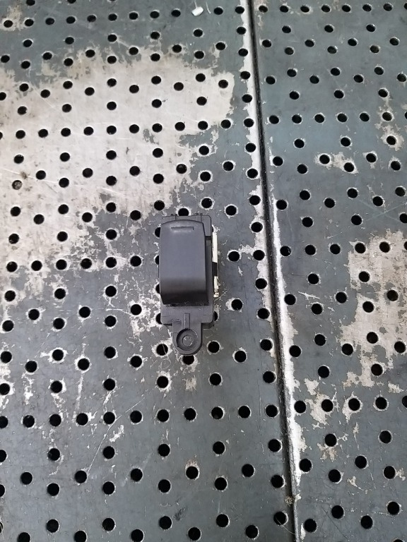 Buton geam electric dreapta spate suzuki vitara ly