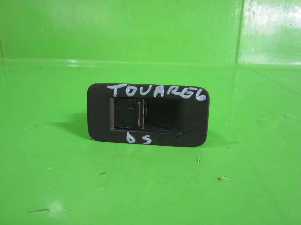 BUTON GEAM ELECTRIC DREAPTA SPATE VW TOUAREG FAB. 2002 - 2010 ⭐⭐⭐⭐⭐