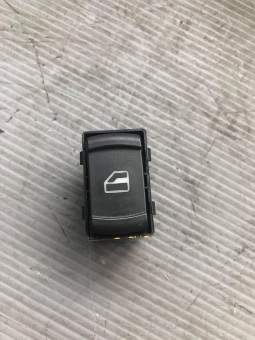 Buton geam electric drepta spate vw passat b5 1j0959855