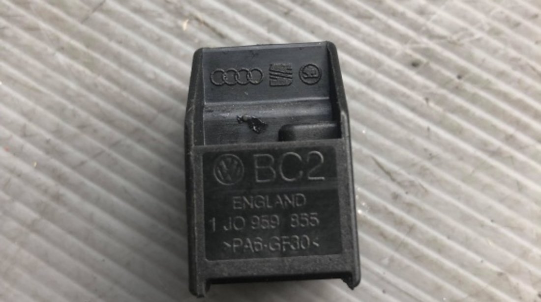 Buton geam electric drepta spate vw passat b5 1j0959855