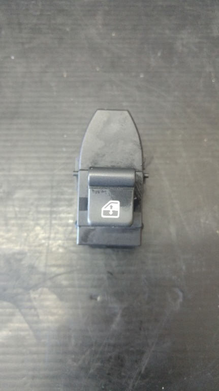 Buton geam electric stanga spate alfa romeo 159