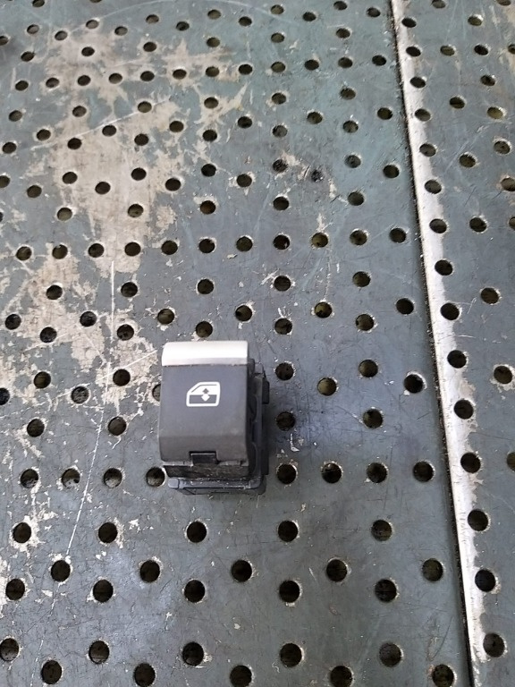 Buton geam electric stanga spate audi a4 b9 8w 4m0959855