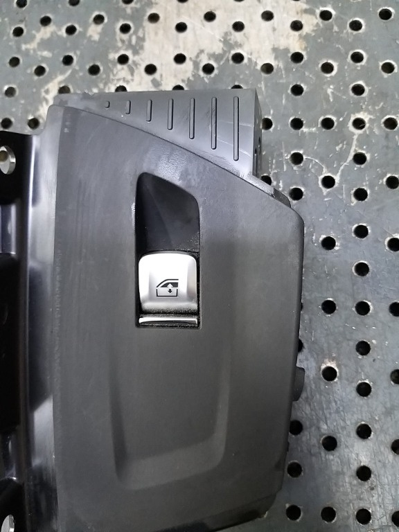 Buton geam electric stanga spate bmw x3 g01 929945702
