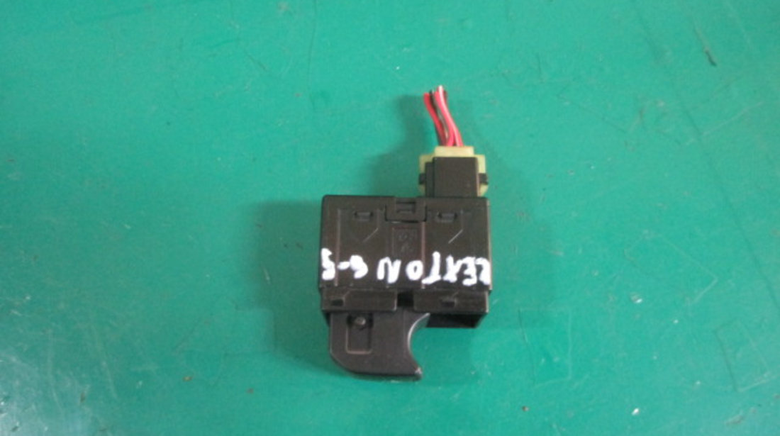 BUTON GEAM ELECTRIC STANGA SPATE COD 96190777 SSANGYONG REXTON 4x4 FAB. 2002 - 2006 ⭐⭐⭐⭐⭐