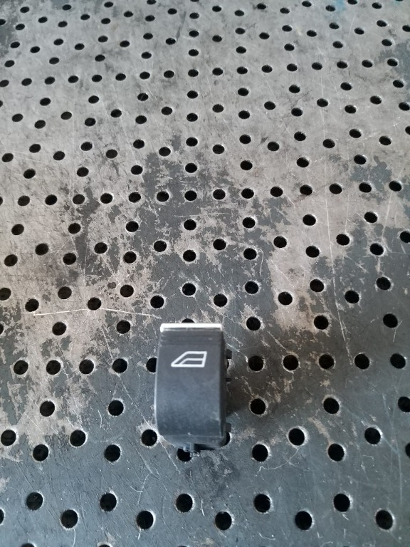 Buton geam electric stanga spate ford focus 3 bm5t14529aa