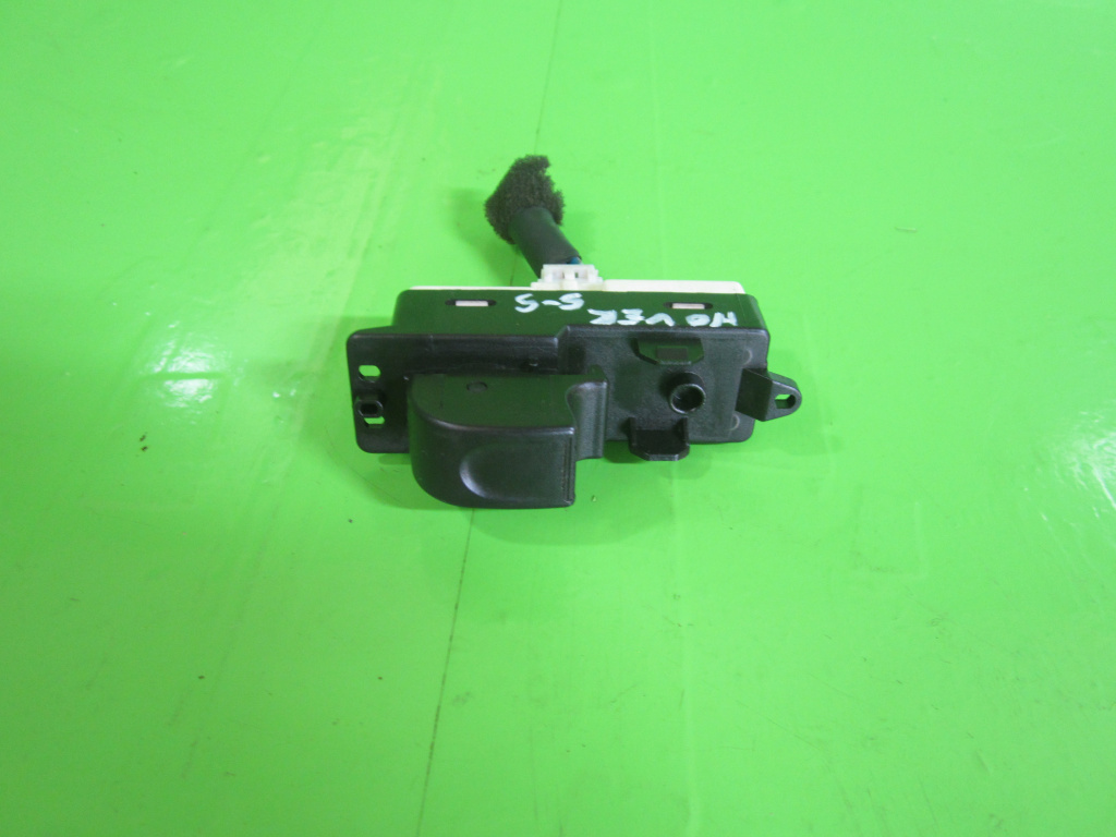 BUTON GEAM ELECTRIC STANGA SPATE GWM HOVER FAB. 2005 – 2008 ⭐⭐⭐⭐⭐