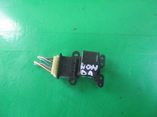 BUTON GEAM ELECTRIC STANGA SPATE HONDA CR-V 2 4X4 FAB. 2001-2006 ⭐⭐⭐⭐⭐