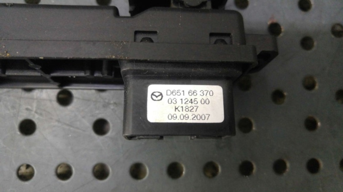 Buton geam electric stanga spate mazda 2