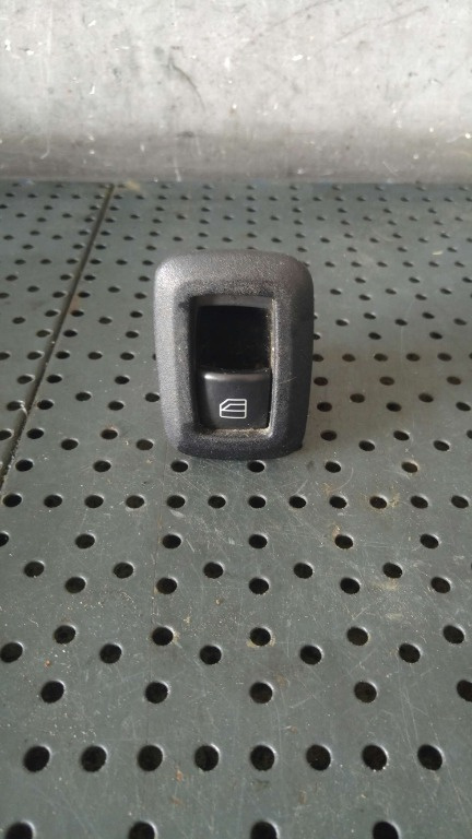 Buton geam electric stanga spate mercedes a class w169 a2518200510 03128150