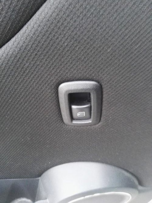 Buton geam electric stanga spate Mercedes A150 W169