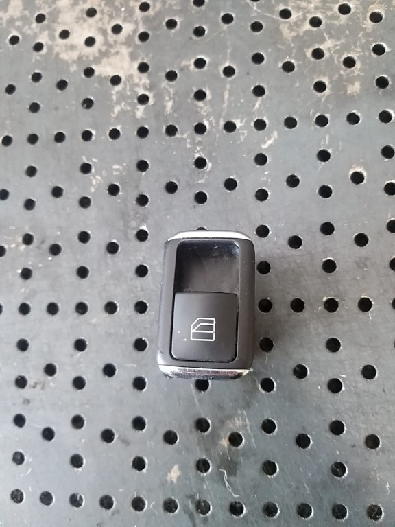 Buton geam electric stanga spate mercedes c class w204 a2048700451
