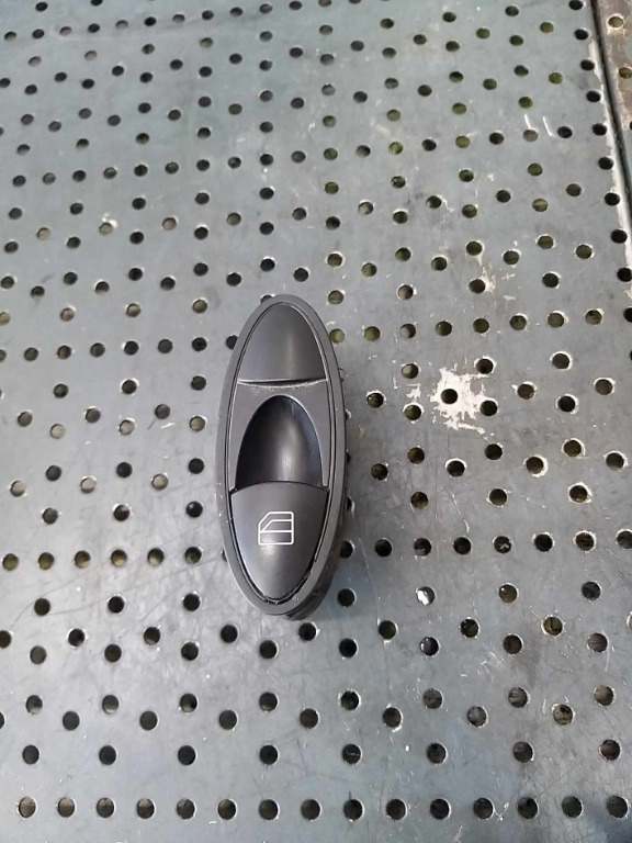 Buton geam electric stanga spate mercedes e class w211 a2118218551 w2118218551