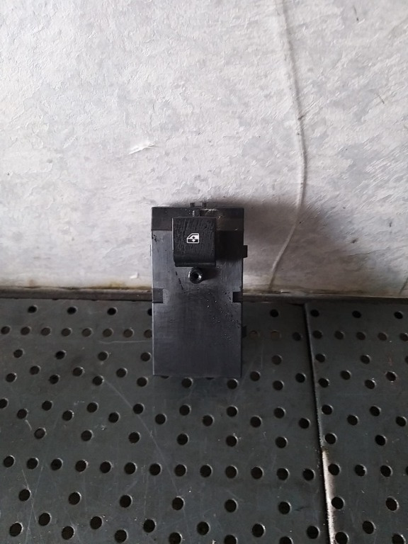Buton geam electric stanga spate opel mokka x j13 22915102