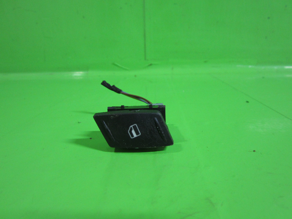BUTON GEAM ELECTRIC STANGA SPATE SKODA OCTAVIA II FAB. 2004 - 2013 ⭐⭐⭐⭐⭐