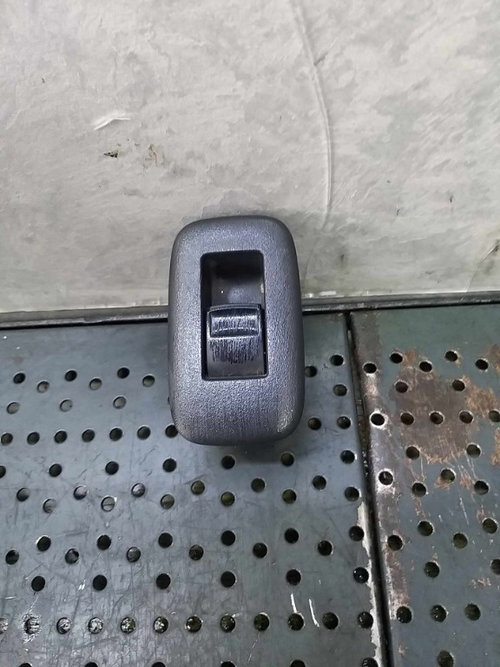 Buton geam electric stanga spate toyota auris e15