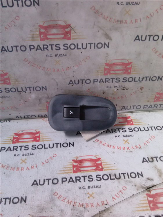 Buton geam electric usa dreapta fata RENAULT MASTER an fabr. 2012